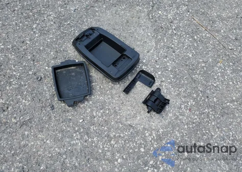 2015 Toyota Corolla L из США, поврежденный, VIN 5YFBURHE3FP349900